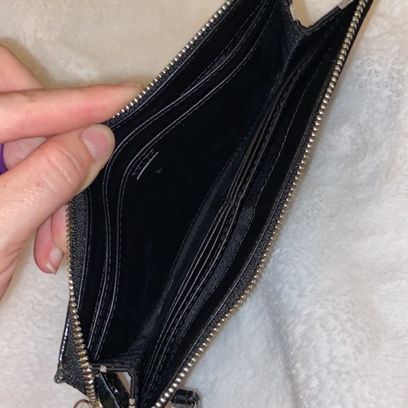 Black and white (grey) coach wristlet Brand new, tag removed - Picture 3 of 3